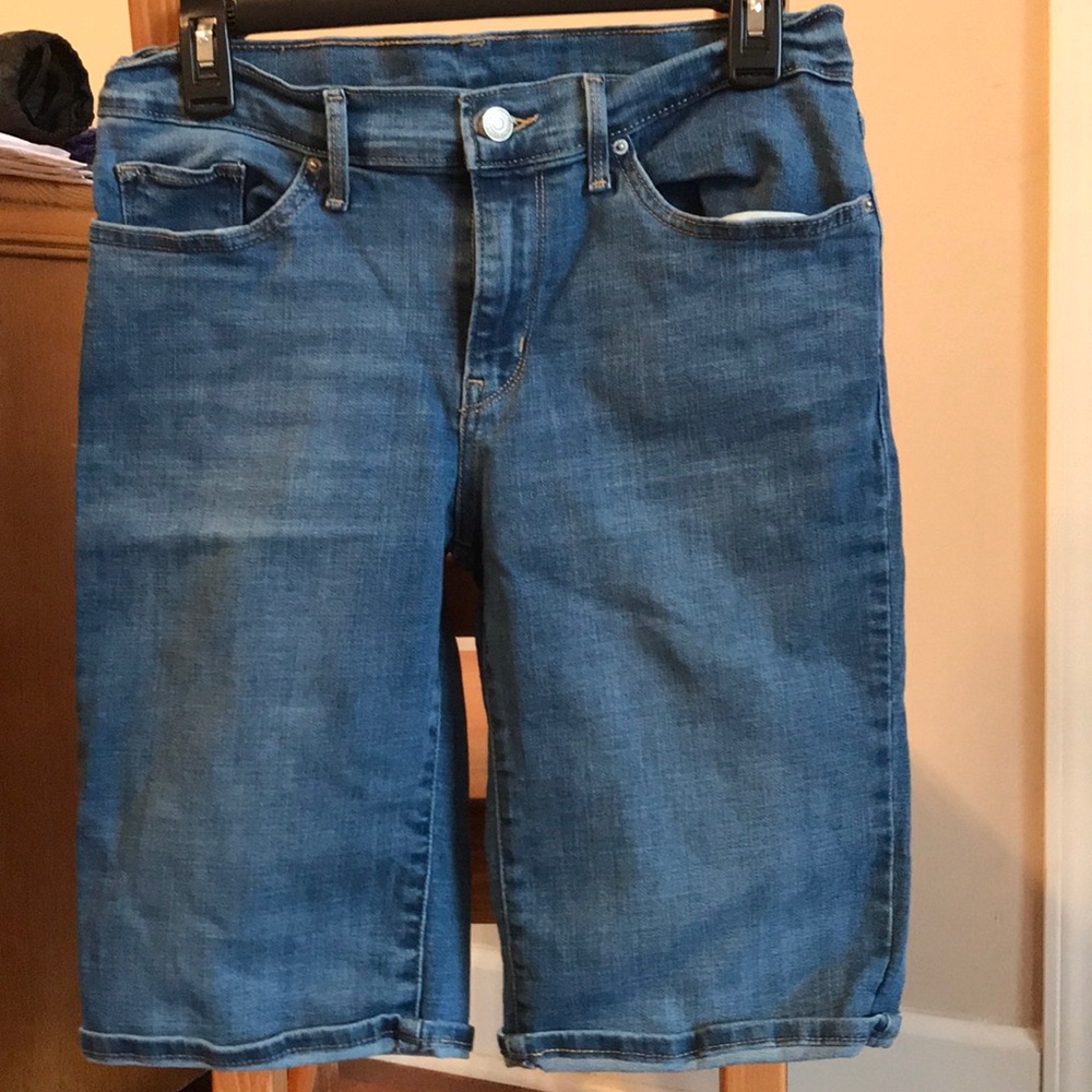 Long Levi denim shorts